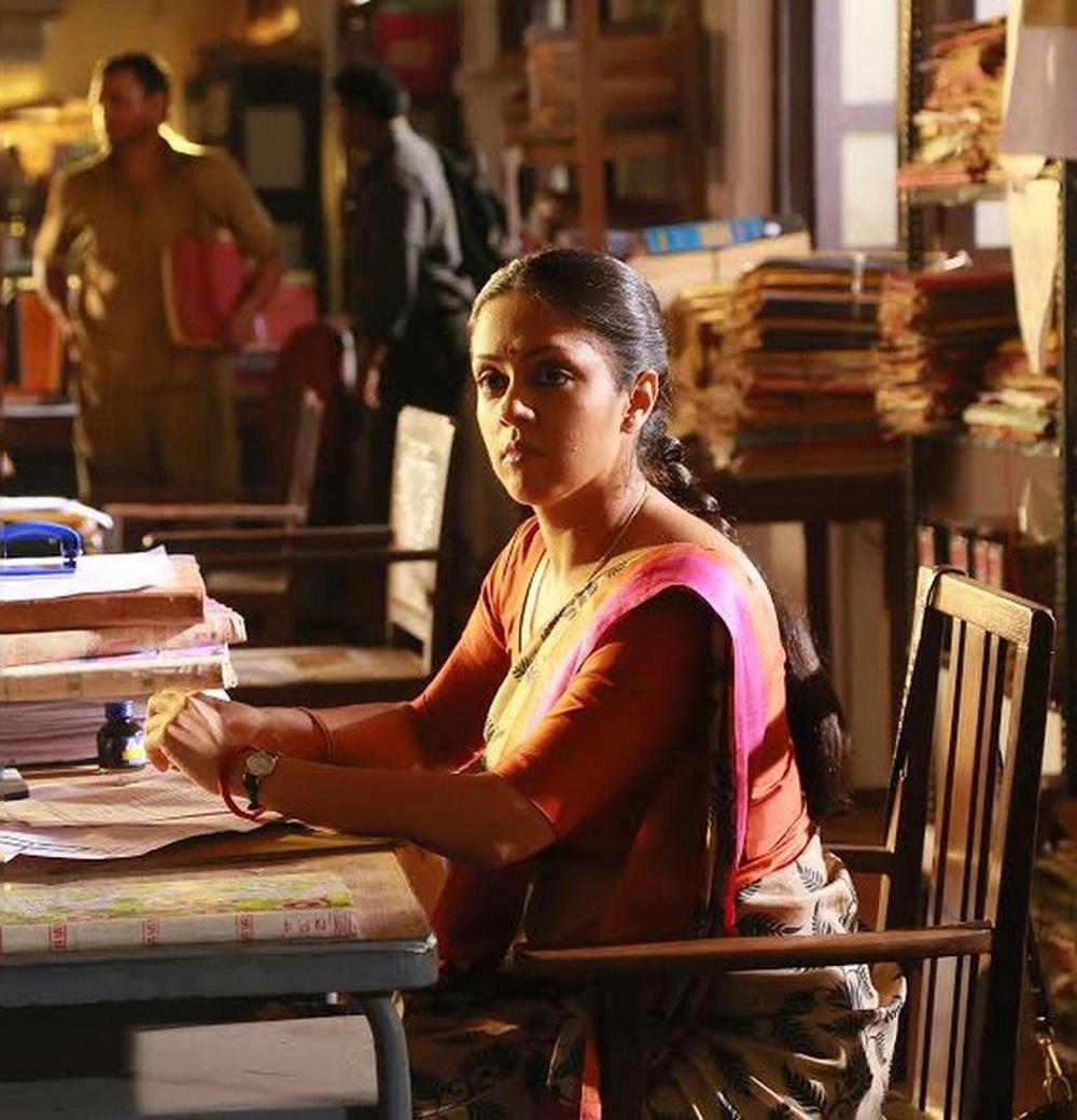 36 Vayathinile Tamil Movie Stills | Jyothika