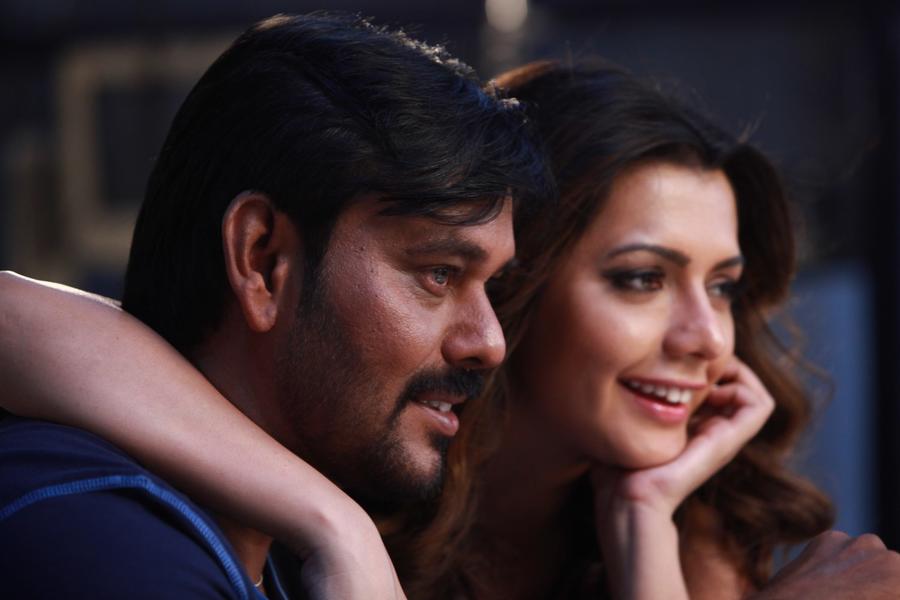 Natraj, Ruhi Singh Stills From Bongu