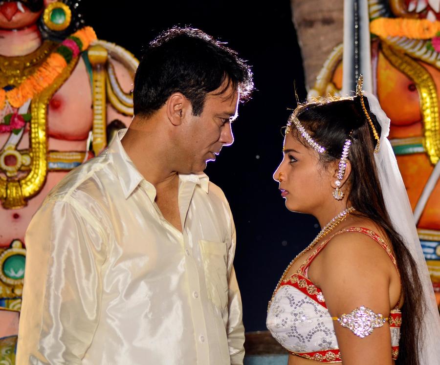 Sarika, Abdullah starring Mayamohini Movie Hot Stills