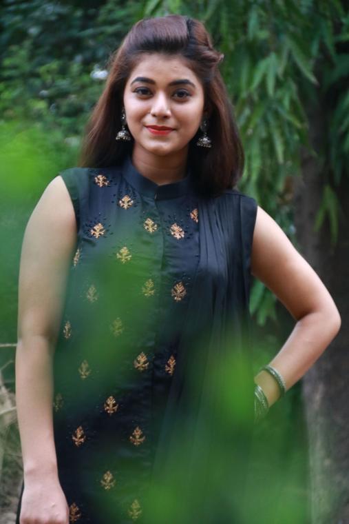 Actress Yamini Bhaskar at Munnodi Movie Press Meet
