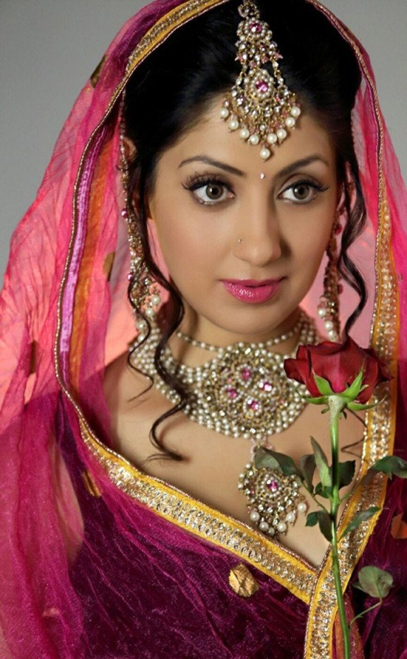 Actress Gurleen Chopra Latest Stills 