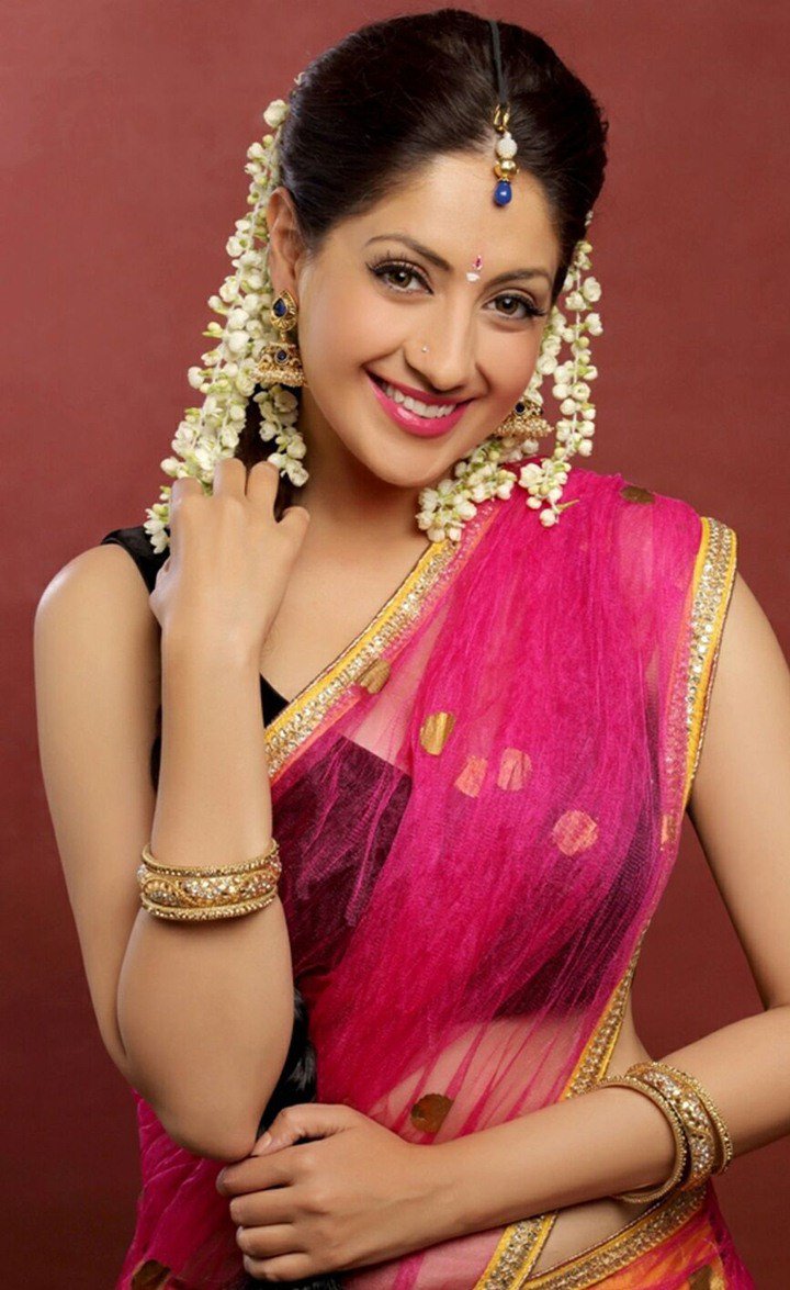Actress Gurleen Chopra's Latest Stills 