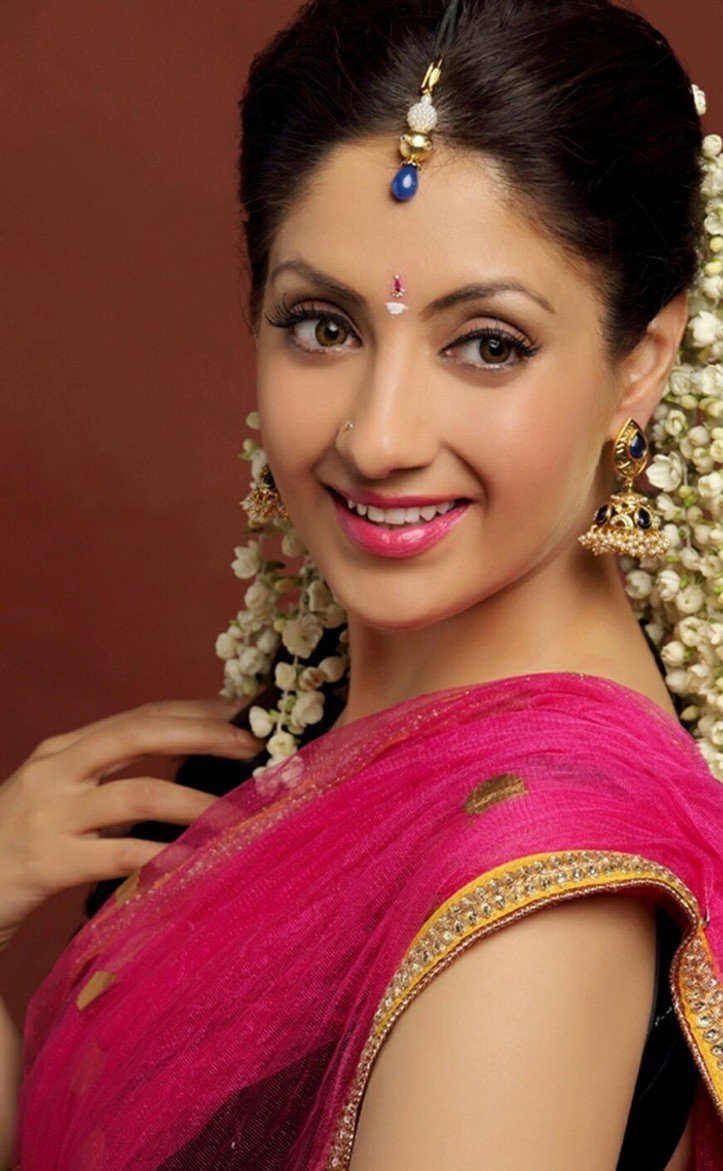 Actress Gurleen Chopra's Latest Stills 