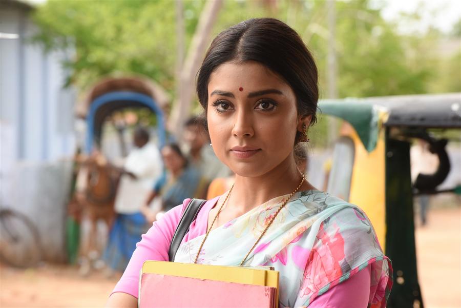 Shriya Saran latest stills from AAA
