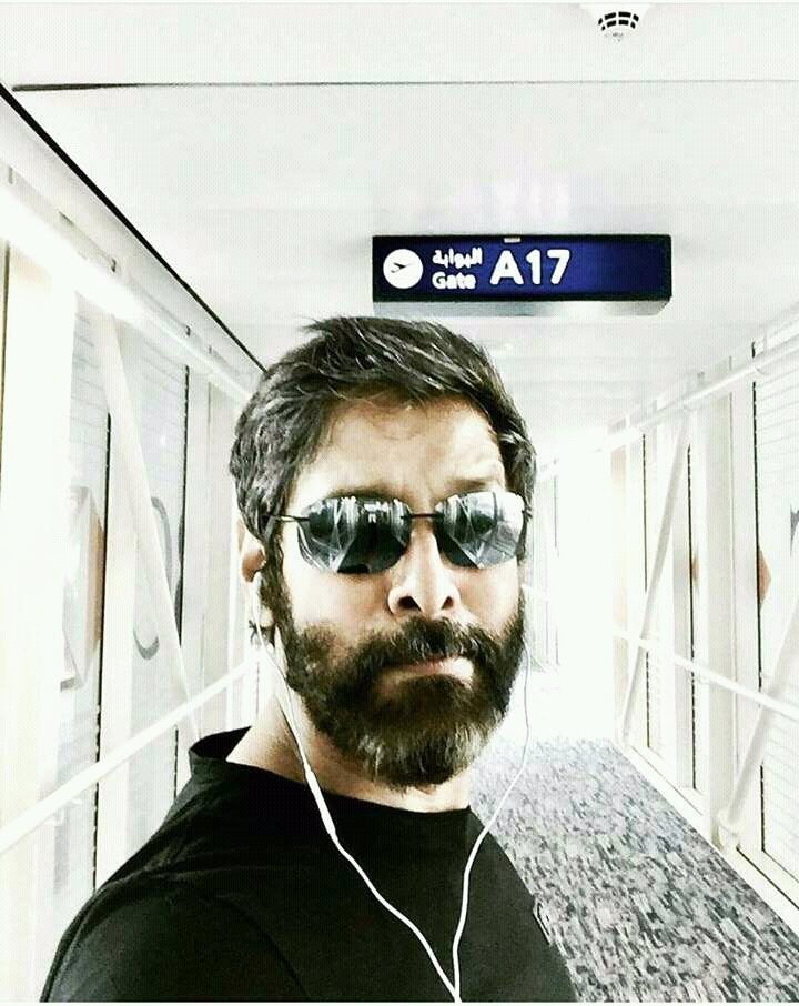 Chiyaan Vikram’s ‘Sketch’ releases with Vijay’s Mersal