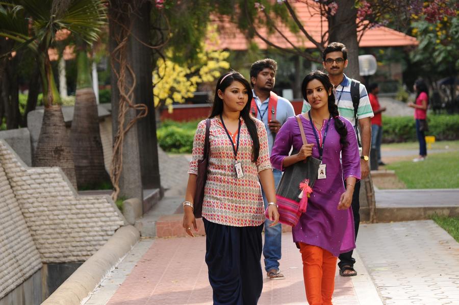 Kootathil Oruthan Tamil movie stills