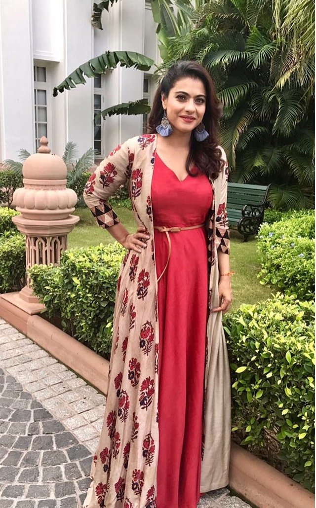 Kajol completes 25 years