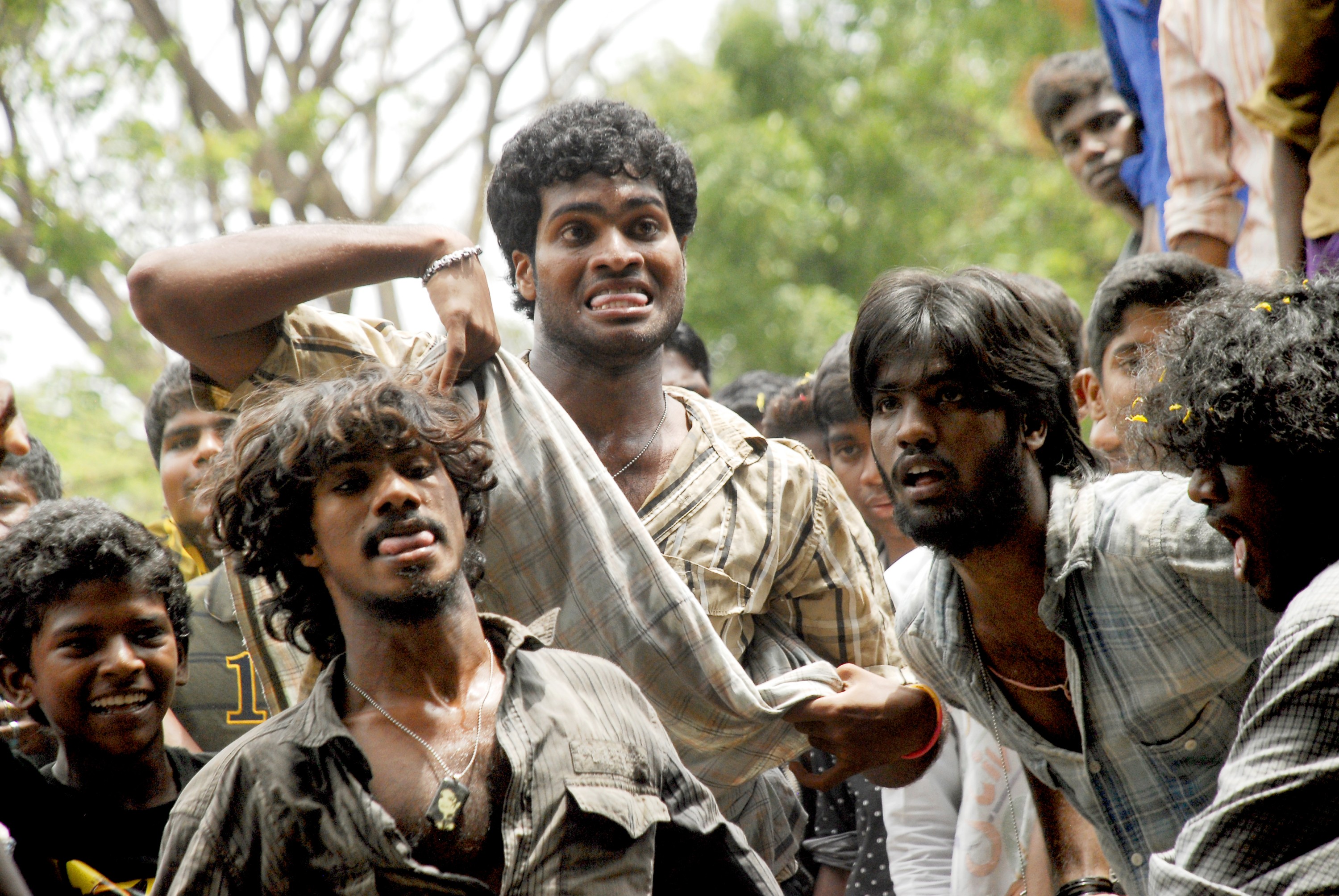 Aakkam Tamil movie working stills