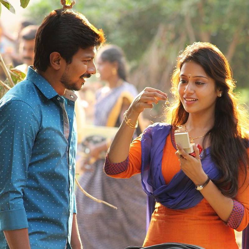 Podhuvaga En Manasu Thangam movie stills 