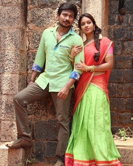 Podhuvaga En Manasu Thangam movie stills 