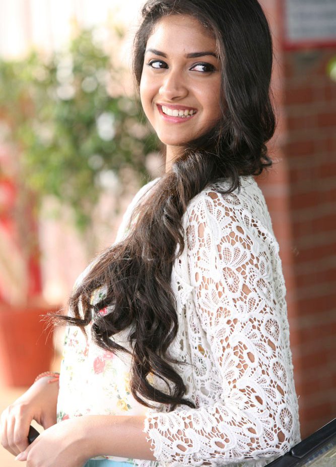 Idhu Enna Maayam Tamil Movie Stills | Kavya Shetty