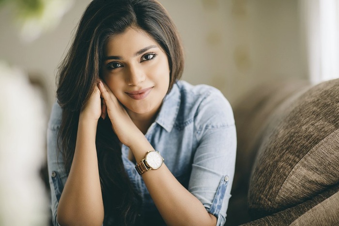 Aathmika will work with Dhruvangal 16 director