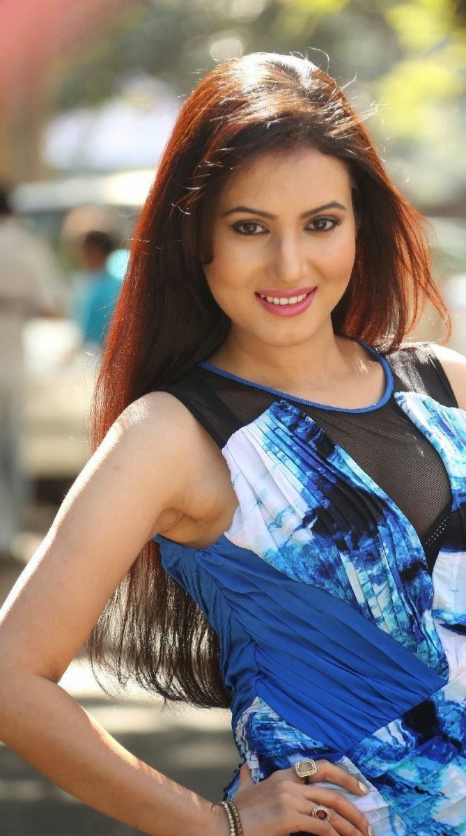 Actress Anusmrithi's Stills 