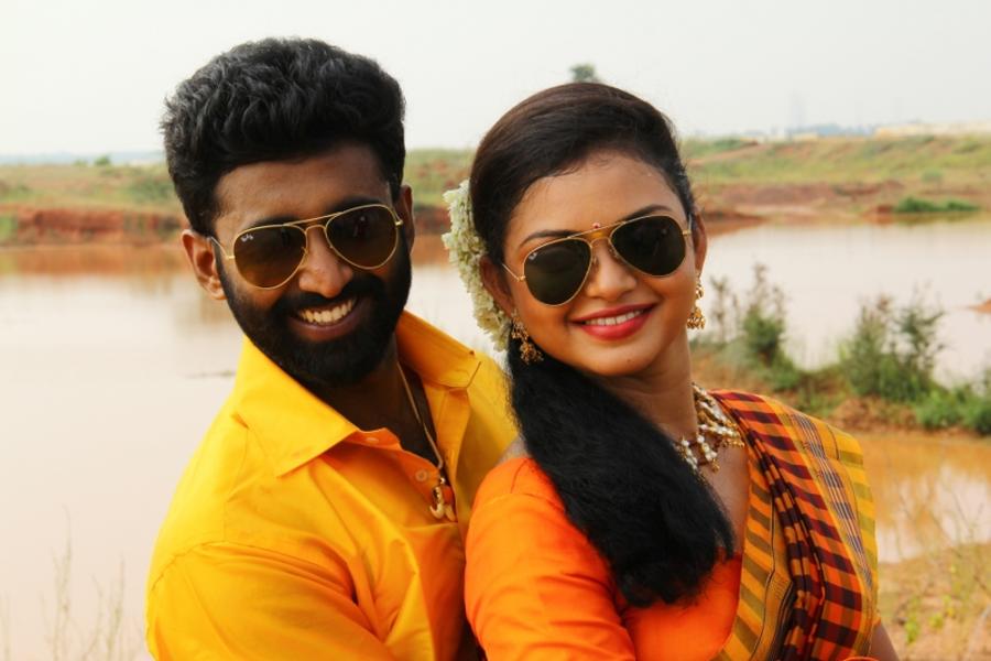 Nadodi Kanavu heroine surprises every one in the set