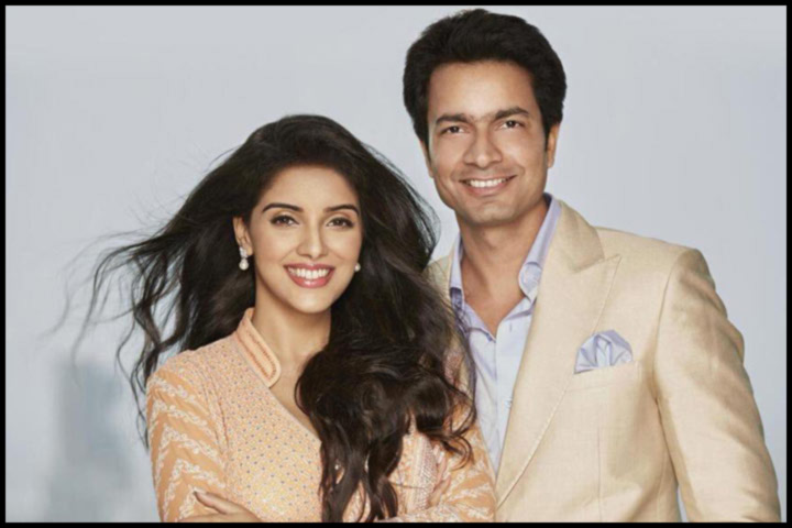 Asin is blessed with baby girl