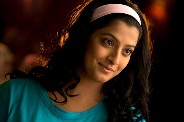 Important person has releaved from Varalaxmi’s Shakthi film