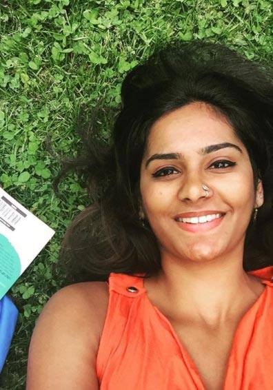 Actress Lakshmi Priyaa Chandramouli latest stills.            