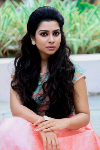 Actress Satna Titus stills.