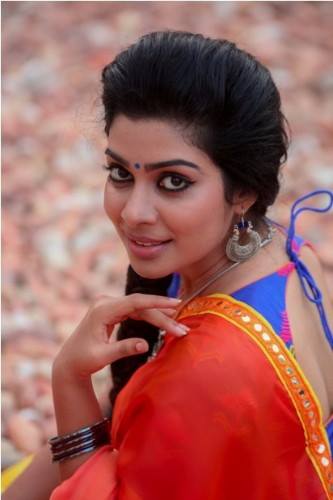 Actress Satna Titus stills.