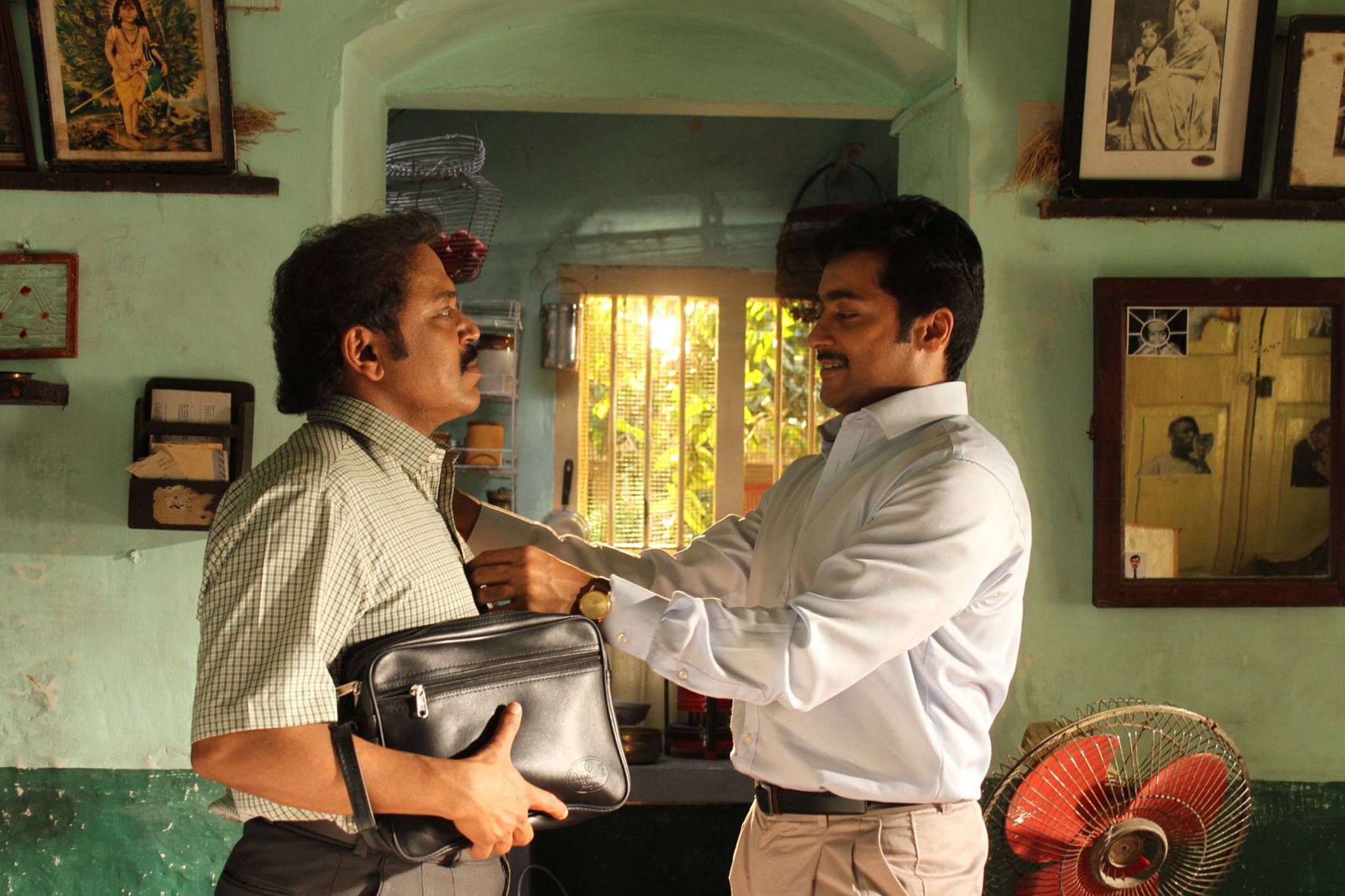 Thaanaa Serndha Koottam Latest Images.