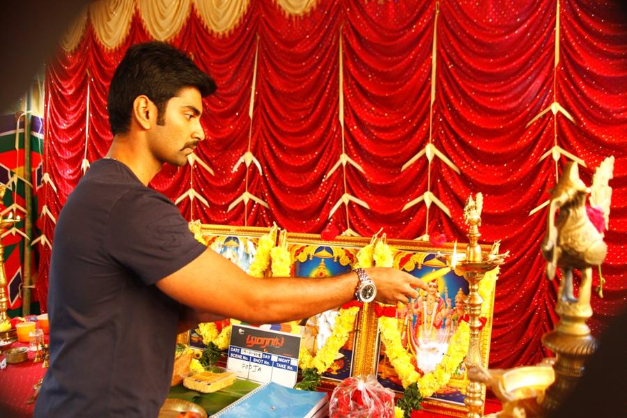 Boomerang Pooja Images.