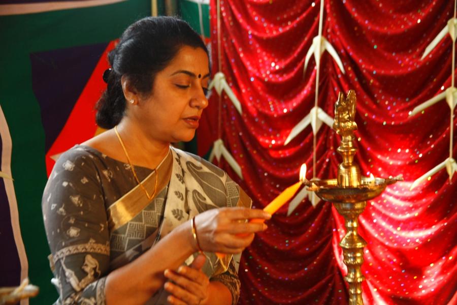 Boomerang Pooja Images.