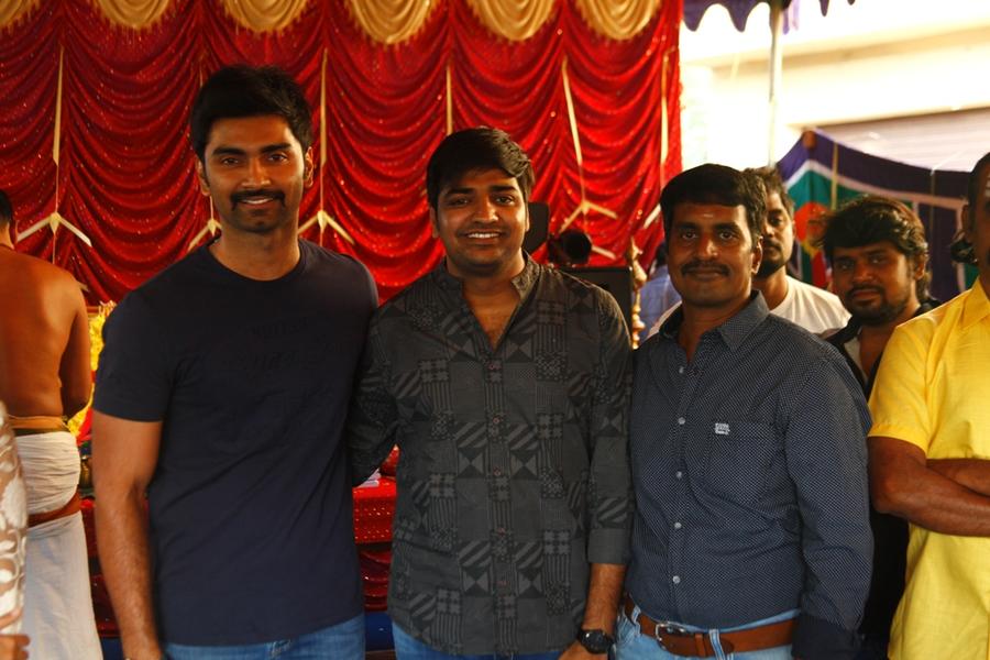 Boomerang Pooja Images.