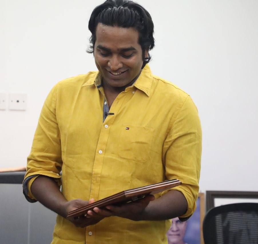 Oru Nalla Naal Paathu Solren press meet pictures.