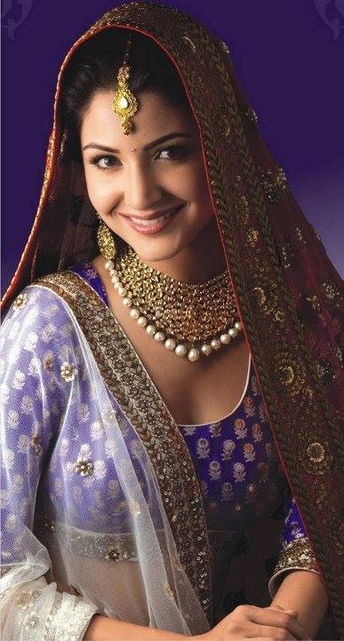 Anushka Sharma wedding shoot images.