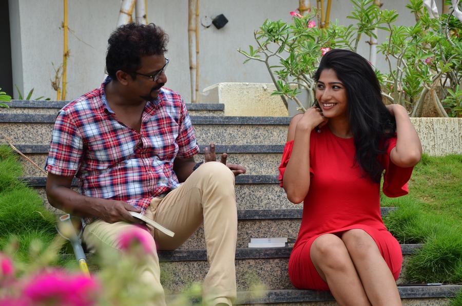 Yemaali movie latest stills.