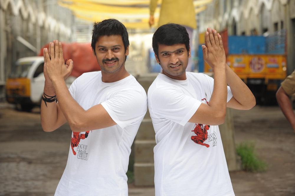 Nambiar Tamil Movie Stills | Srikanth, Santhanam