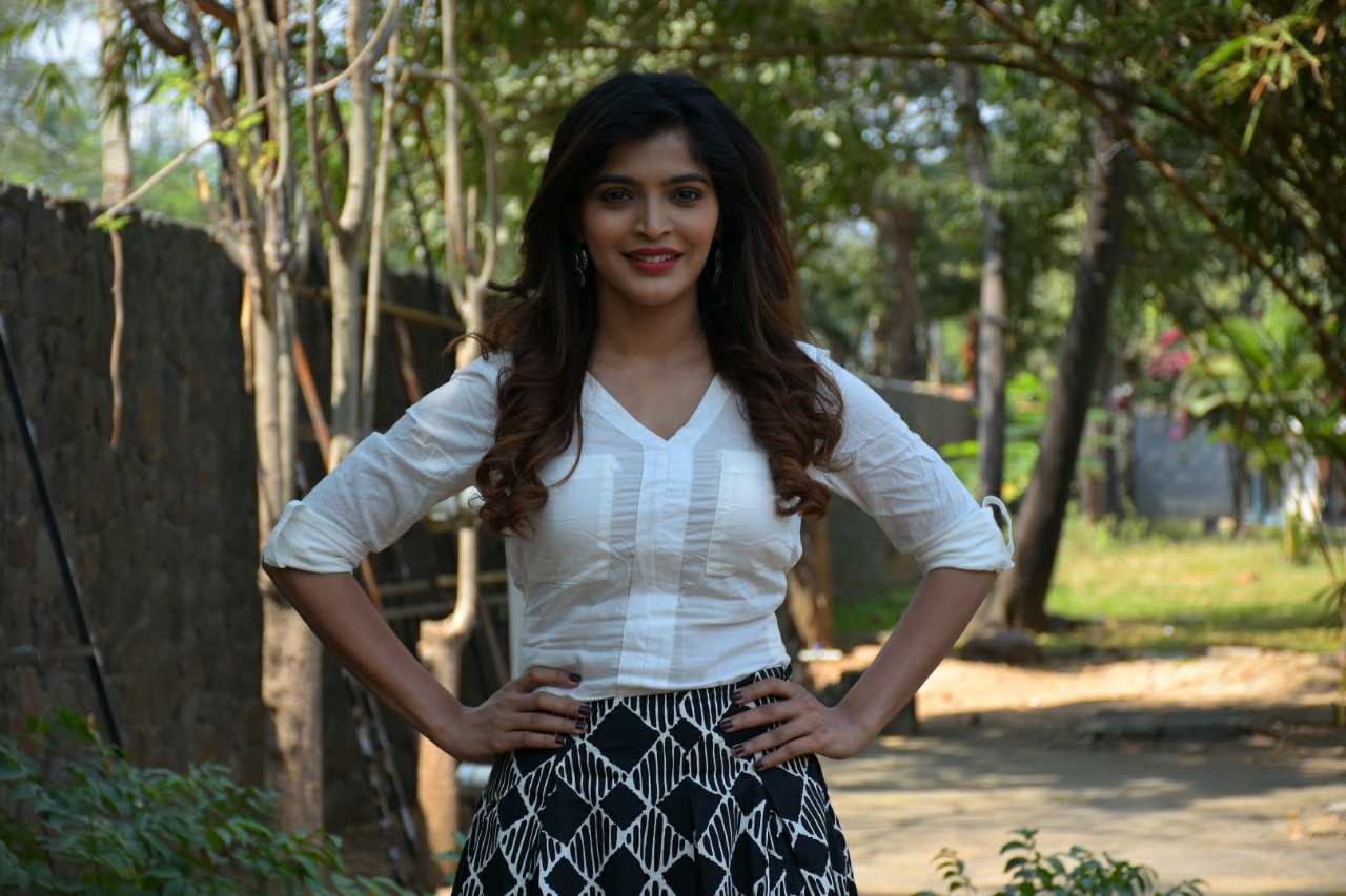 Yenda Thalaila Yenna Vaikala Press Meet Photos.