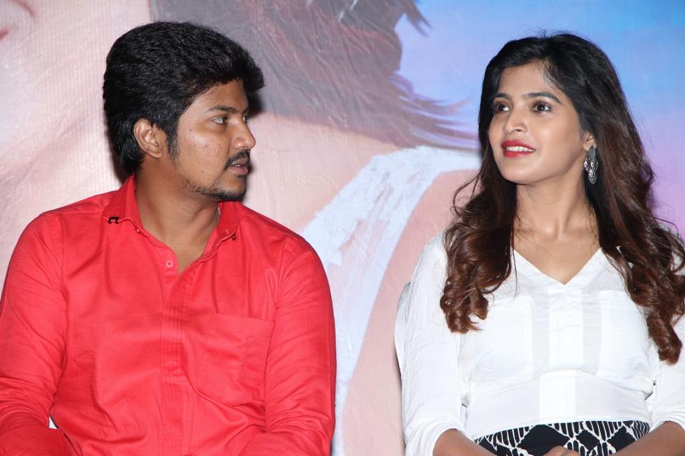 Yenda Thalaila Yenna Vekkala Press Meet Photos.
