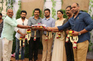 Karthi 17 pooja photos