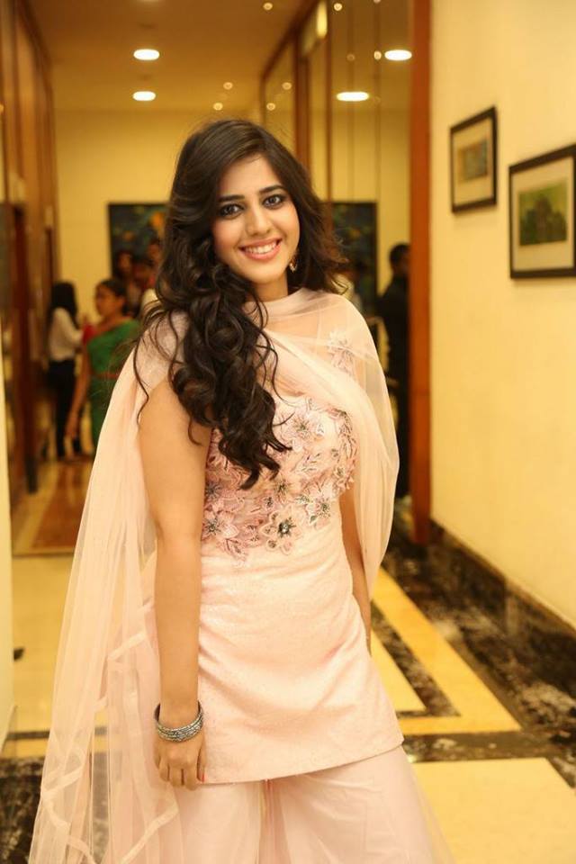 Simran Pareenja Latest Stills.