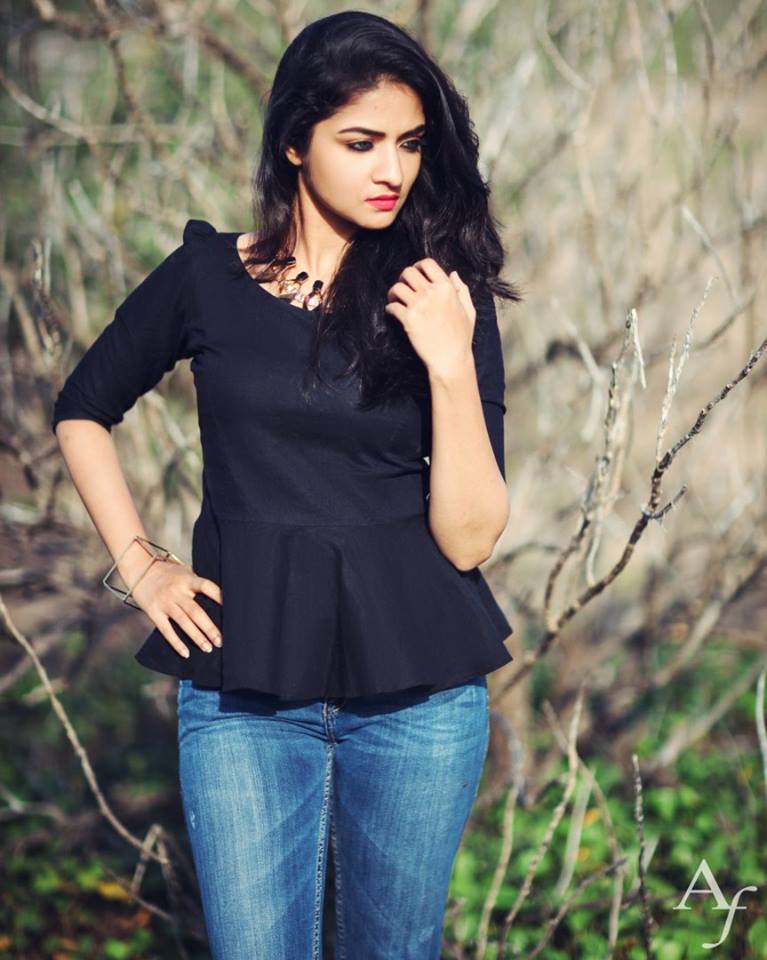 Shira Gaarg New Stills.