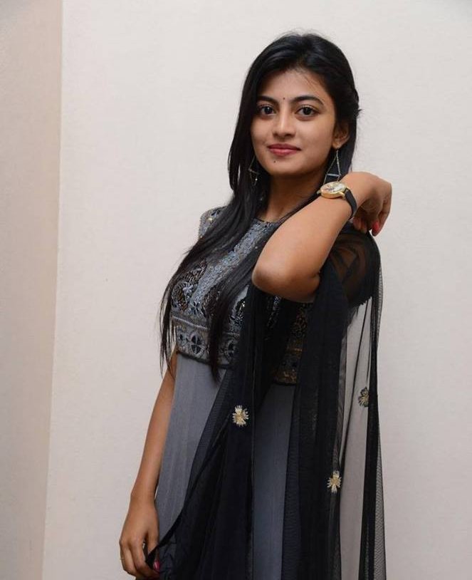 Actress Anandhi latest stills.