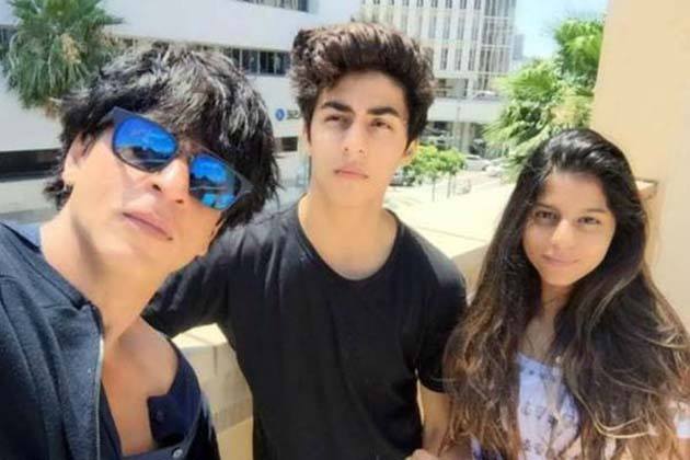 Shah Rukh Khan Family Photo