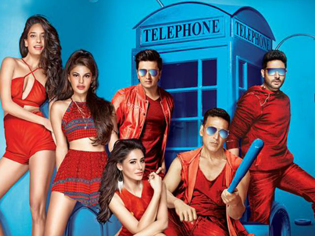 Housefull 4 is acquired by Fox Star for huge amount