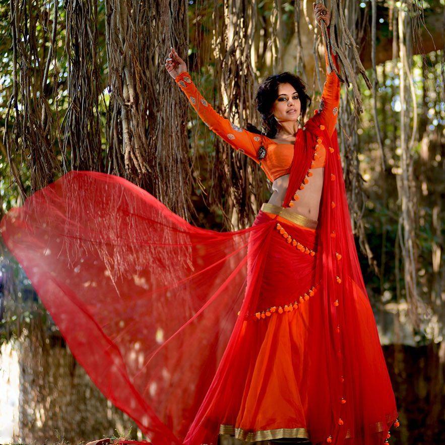 Bindu Madhavi latest Pictures.