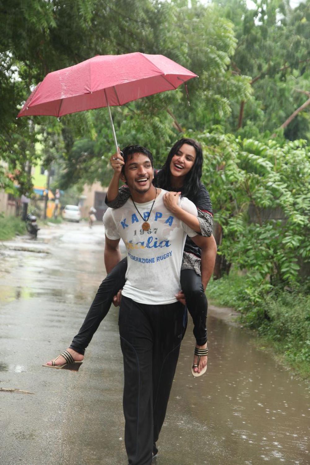 Vai Raja Vai Tamil Movie Stills | Gautham Karthik, Priya Anand