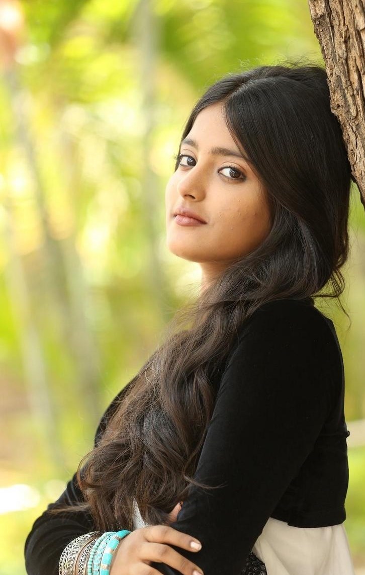 Actress Ulka Gupta's Stills