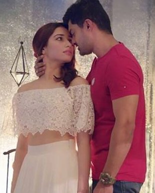 Tamanna And Kalyan Ram Latest Stills.