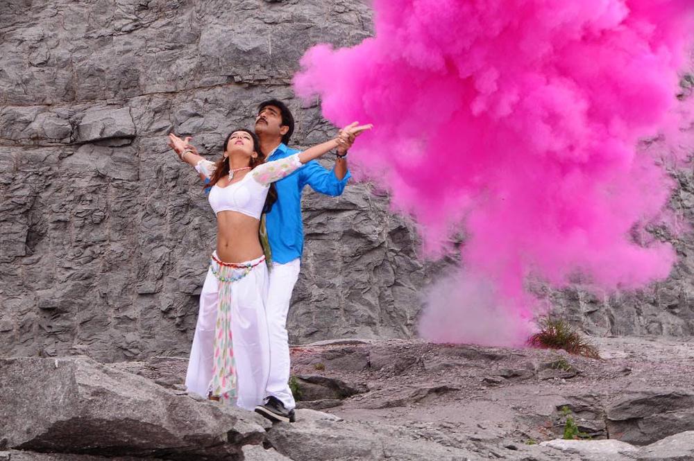D Ante D Telugu Movie Stills | Meka Srikanth, Sonia Mann