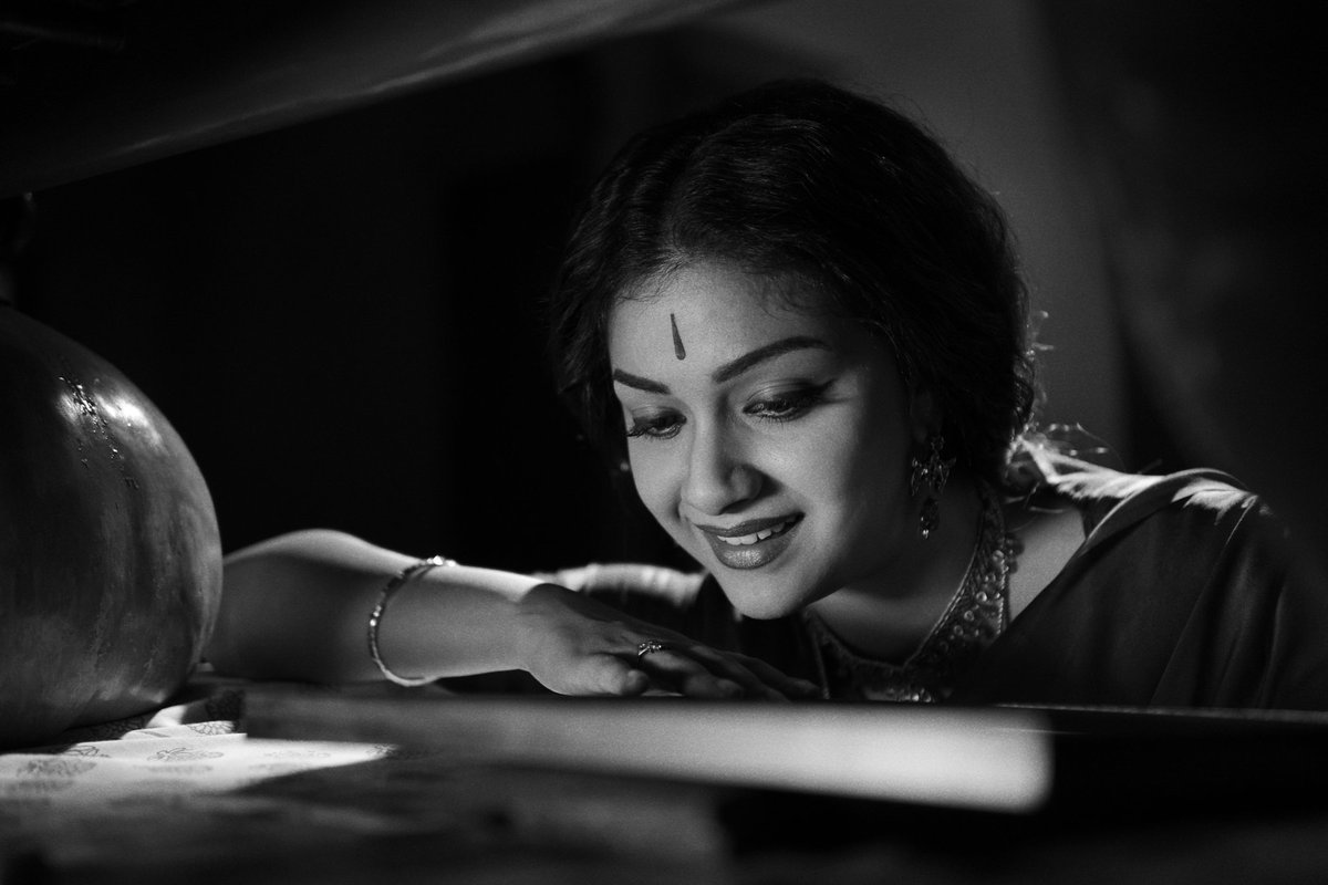 Mahanati Movie Latest Stills.