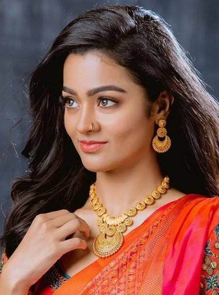 Gayathrie Shankar Latest Stills.