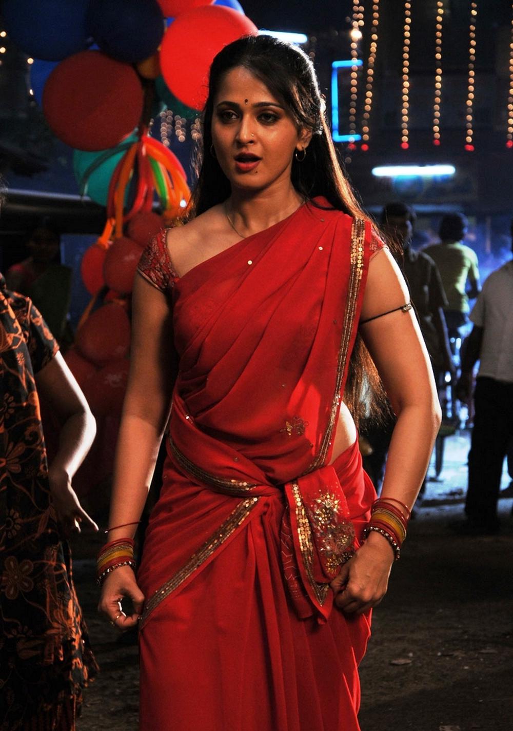 Vaanam Tamil Movie Stills | Anushka Shetty