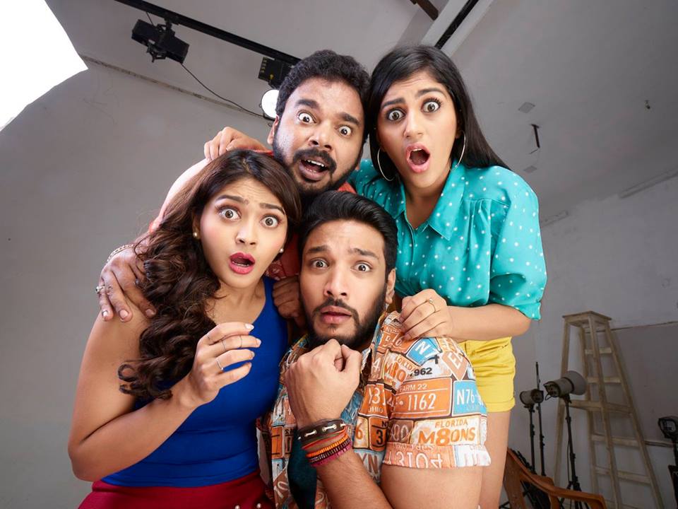 Iruttu Araiyil Murattu Kuththu Photoshoot Pictures.