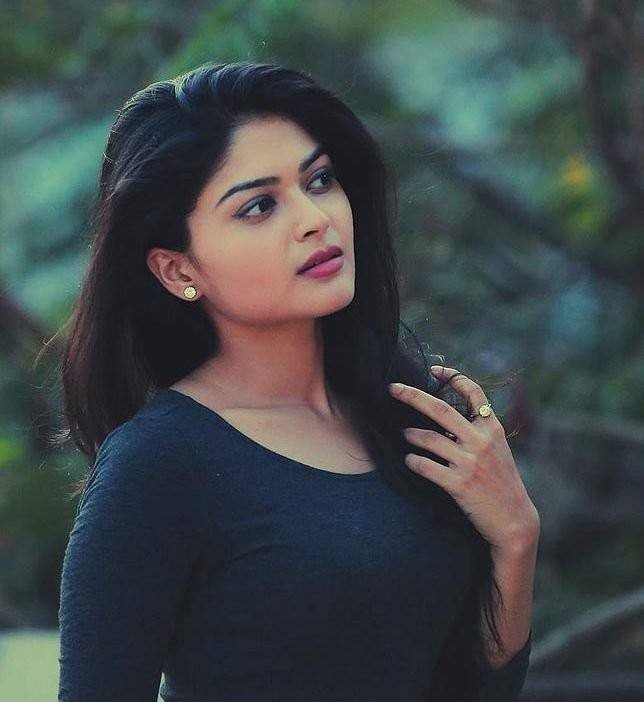 Actress Vaibhavi Shandilya Recent Images.