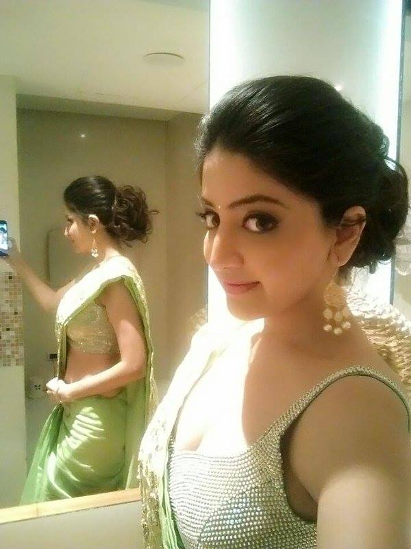 Poonam Kaur Latest Photos